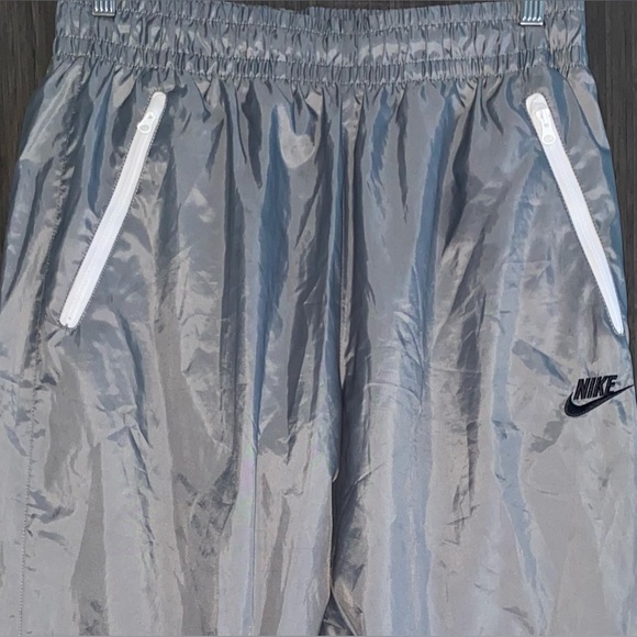 Nike Windrunner Men's Woven Lined Pants size medium - Picture 3 of 3